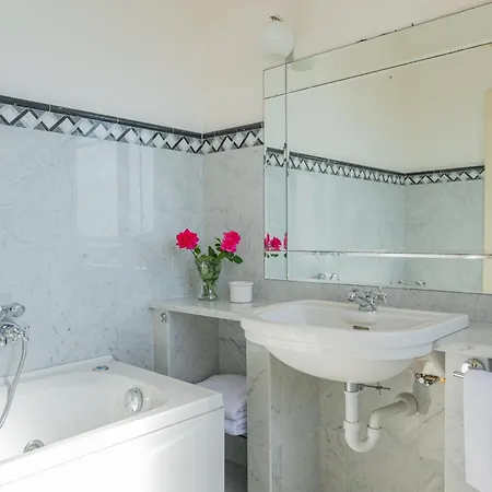 Sea View فيلة تاورمينا