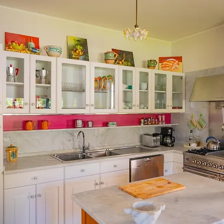 Sea View فيلة تاورمينا